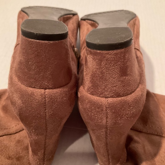 Impo Genia Camel Color Boots Size 8 Medium - Picture 7 of 9